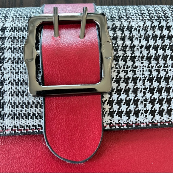New! Cherie Bliss Red Plaid Leather Detachable  Strap Clutch Purse - Picture 5 of 11